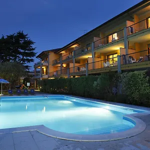 https://residence-spiaggia-doro.it-lombardy.com